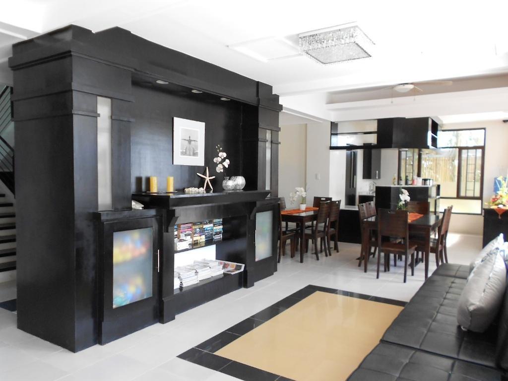 One Crescent Place Hotel Balabag  Zewnętrze zdjęcie