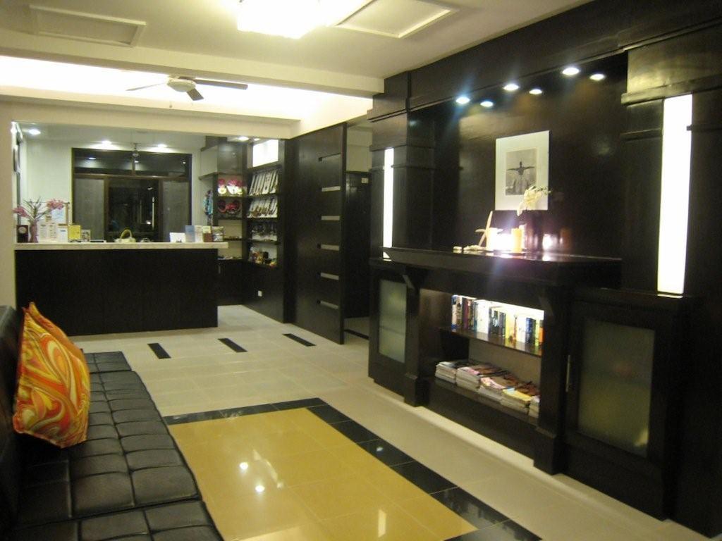 One Crescent Place Hotel Balabag  Zewnętrze zdjęcie