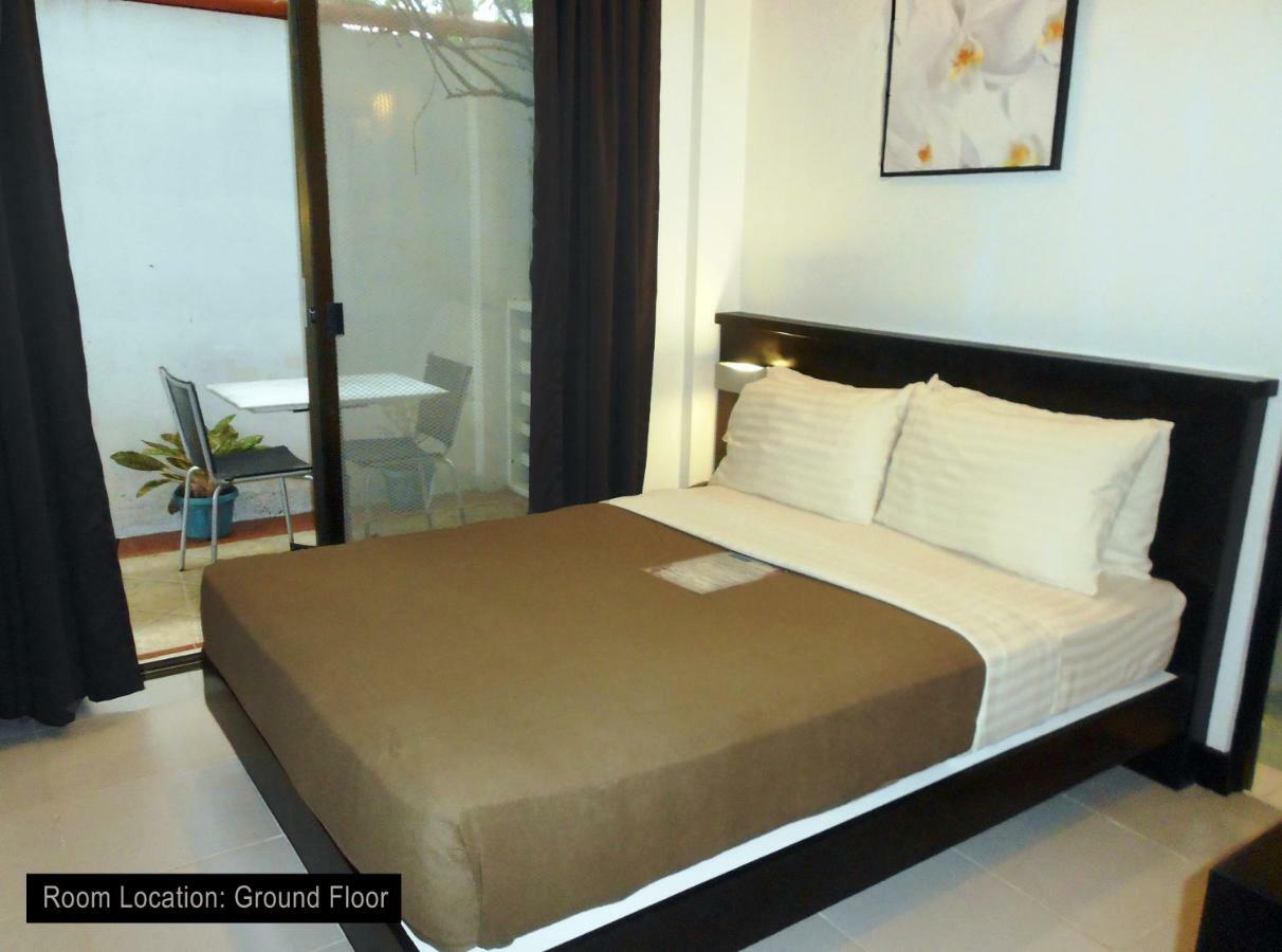 One Crescent Place Hotel Balabag  Zewnętrze zdjęcie