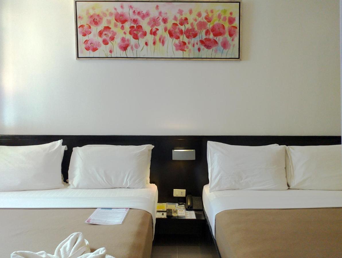 One Crescent Place Hotel Balabag  Zewnętrze zdjęcie